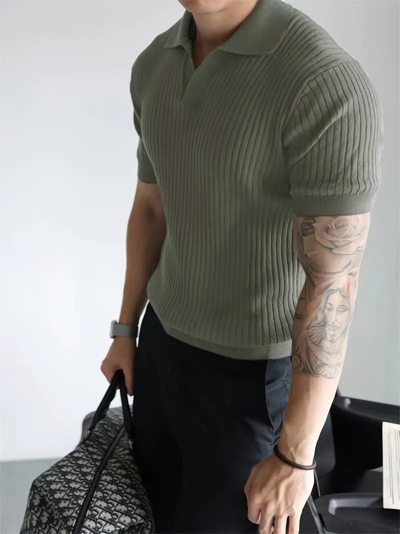 Herren-Polohemd mit kurzen Ärmeln und Rippstrick